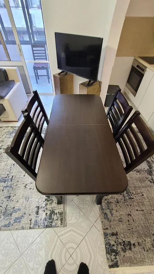 טיראנה F&M Apartment